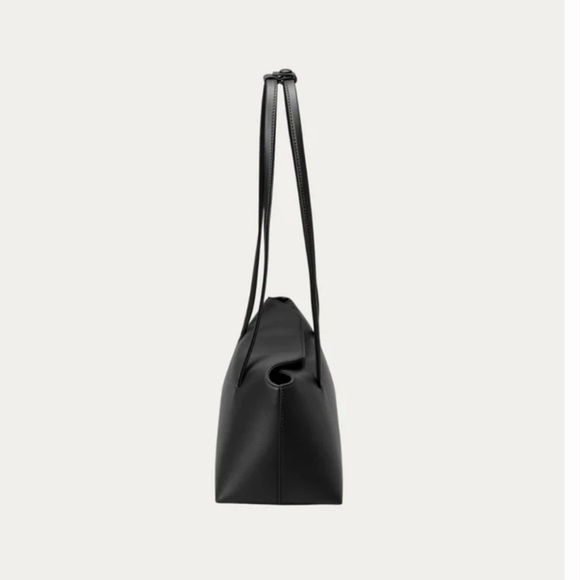 Freja Chrystie Bag Black - Picture 3 of 8